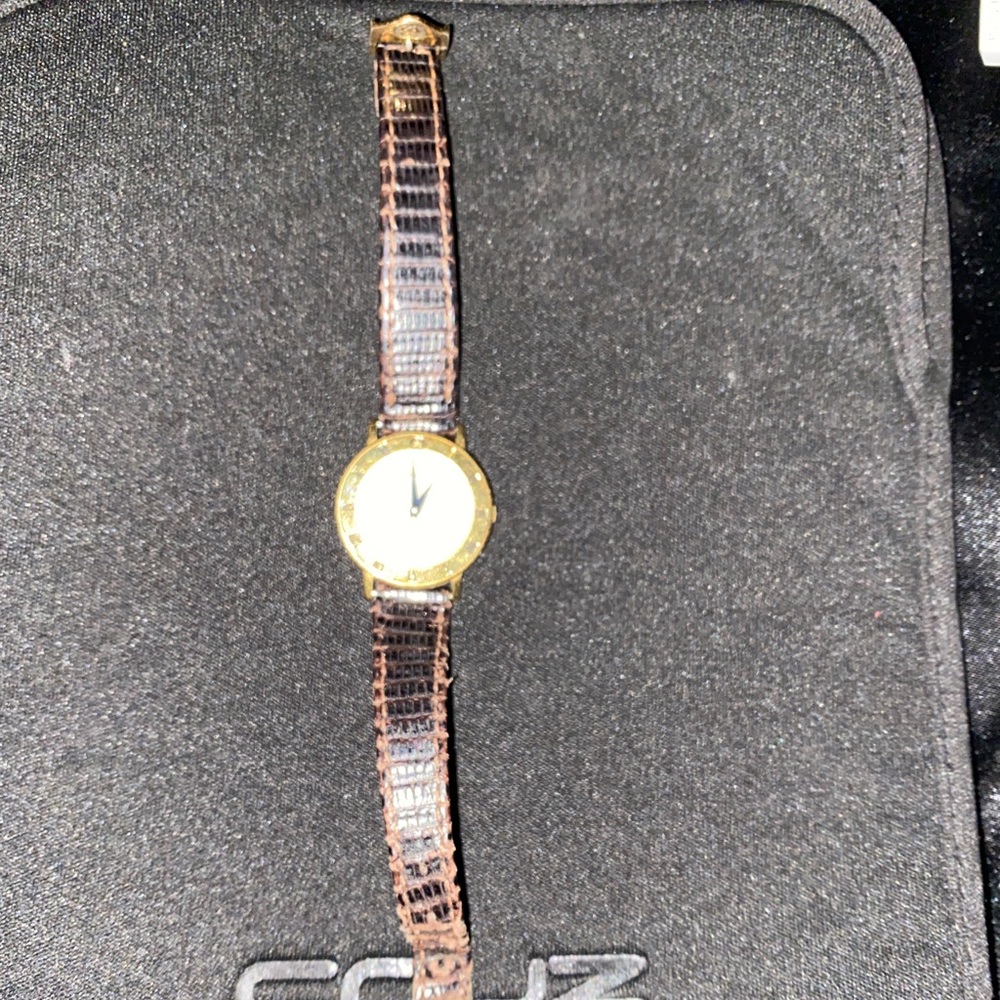 Vintage Gucci watch - Picture 2 of 6